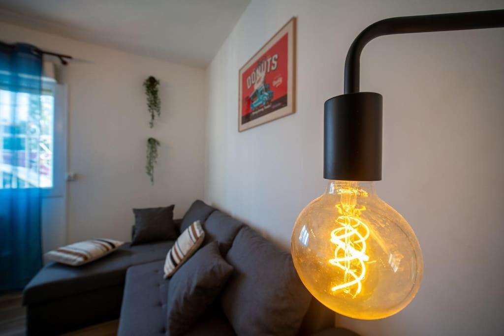 Fully Equiped Wifi Apartment Sleeps 6 マルセイユ エクステリア 写真